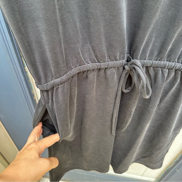 Lou & grey gray medium short fold over sleeve drawstring dress with pockets - Picture 3 of 5